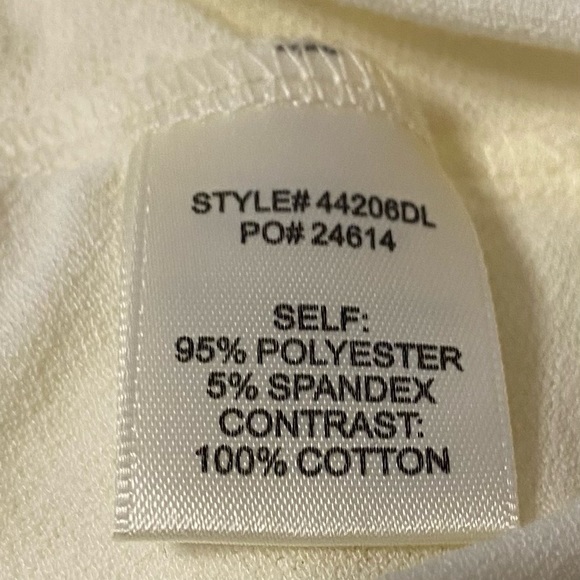 Skies are Blue Puff Sleeve Blouse Cream Crew Neck Size XS NWT - Picture 16 of 16